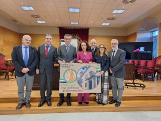 Imagen de la presentación del sello de la Real Audiencia de Extremadura